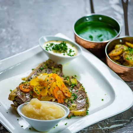 Hotell Steinerwirt1493 Zell am See